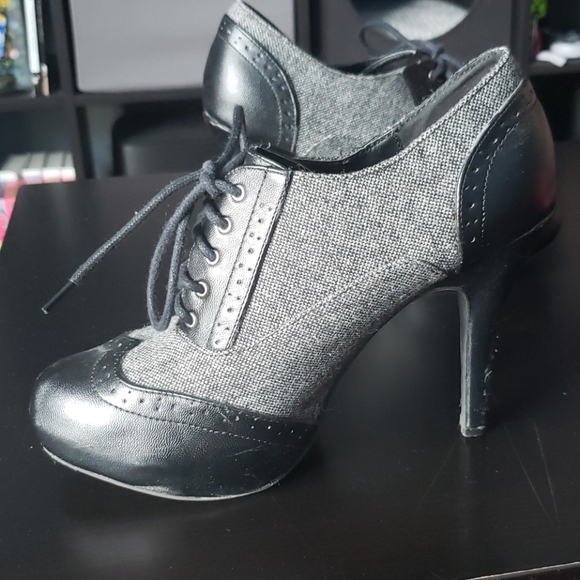 Le Chateau pin up style heels Sz 7.5 - Picture 5 of 9